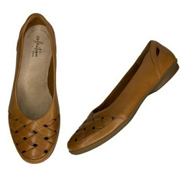 Collection by Clarks Gracelin Maze Tan Flats Size 7.5 - Picture 1 of 2